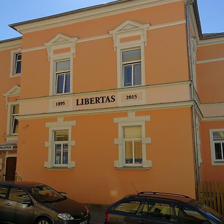 Penzion Libertas Mariánské Lázně Exterior foto