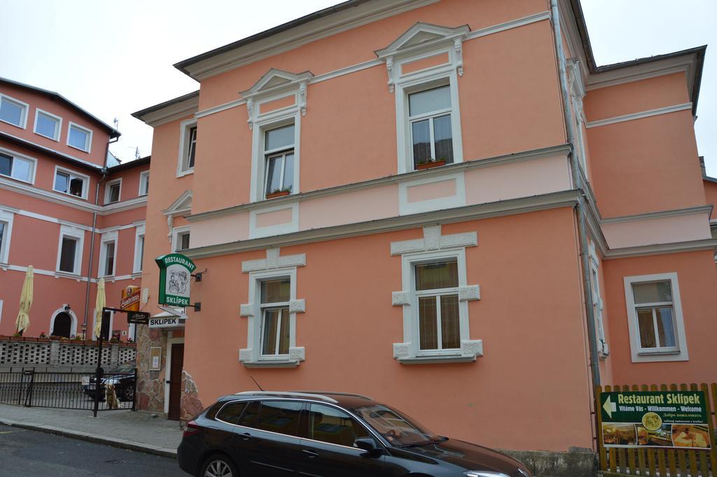 Penzion Libertas Mariánské Lázně Exterior foto
